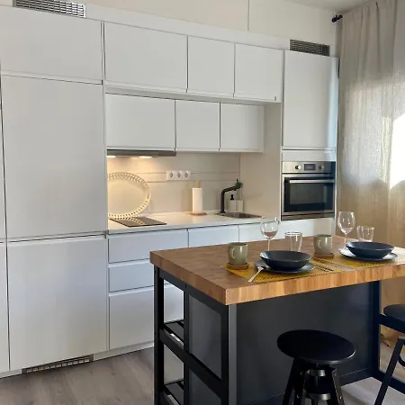 Malakatua Station, Apartment With Pool-Parking Málaga Buitenkant foto